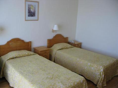 Double or Twin Room,691708908:JPEG