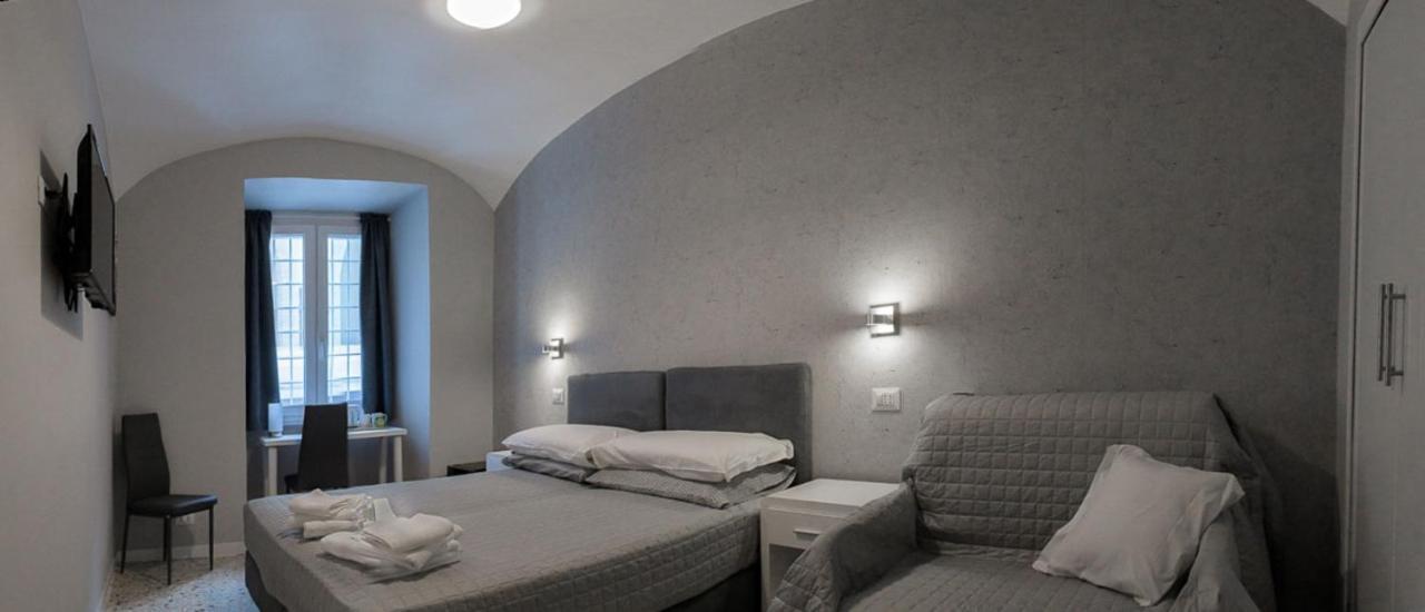 Habitación Triple con baño privado externo