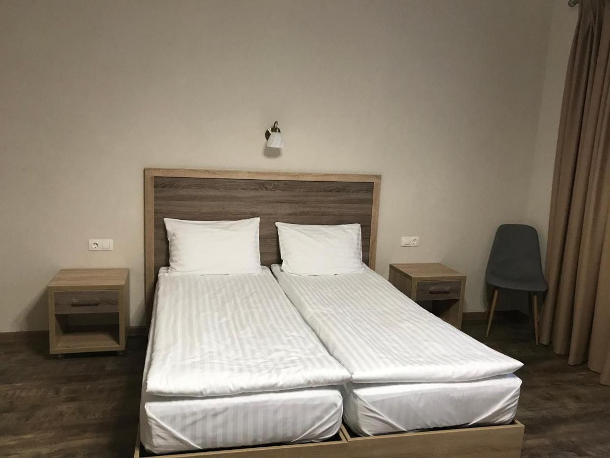 Chambre Familiale avec Salle de Bains Privative