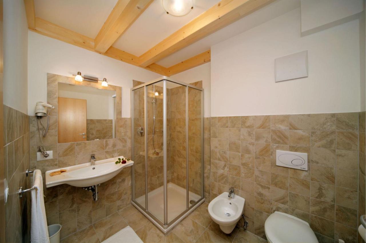 Double Room with Balcony,1107725826:JPEG