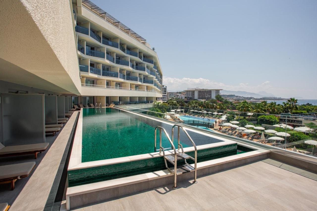 Deluxe Doppelzimmer mit Zugang zum Pool