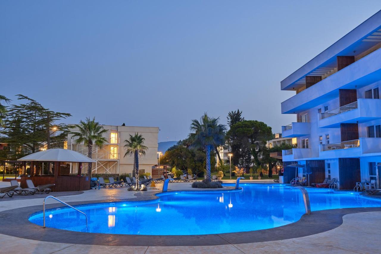 Suite Premium de dos dormitorios con piscina