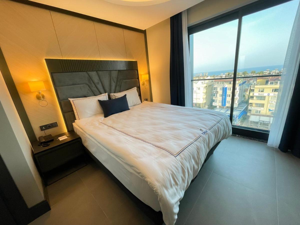 Deluxe Double Room with Sea View