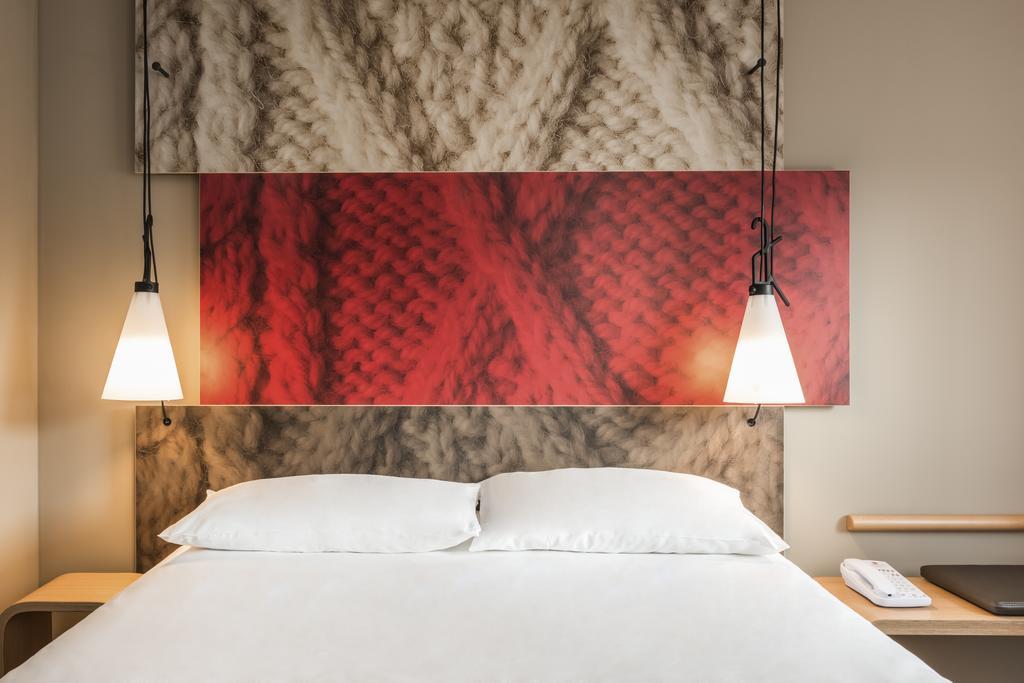 Quarto Duplo Standard
