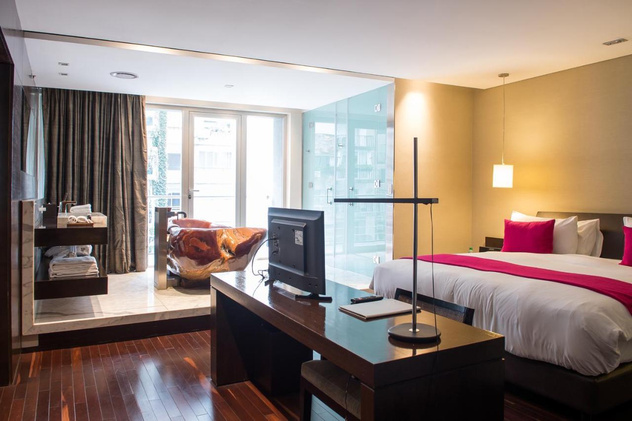 Luxury Suite,1205260171:JPEG