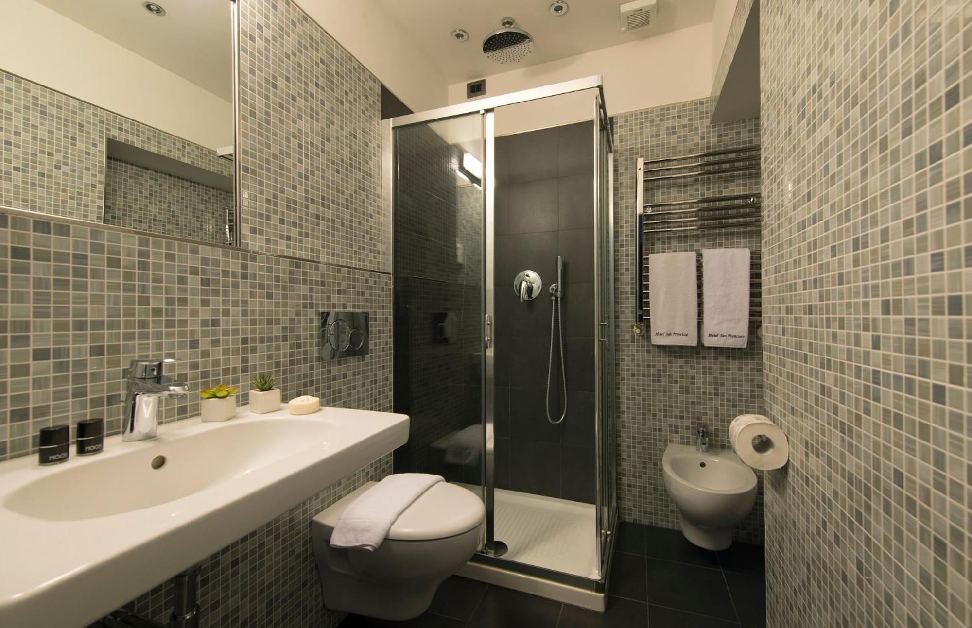 Double Room - Single Use
