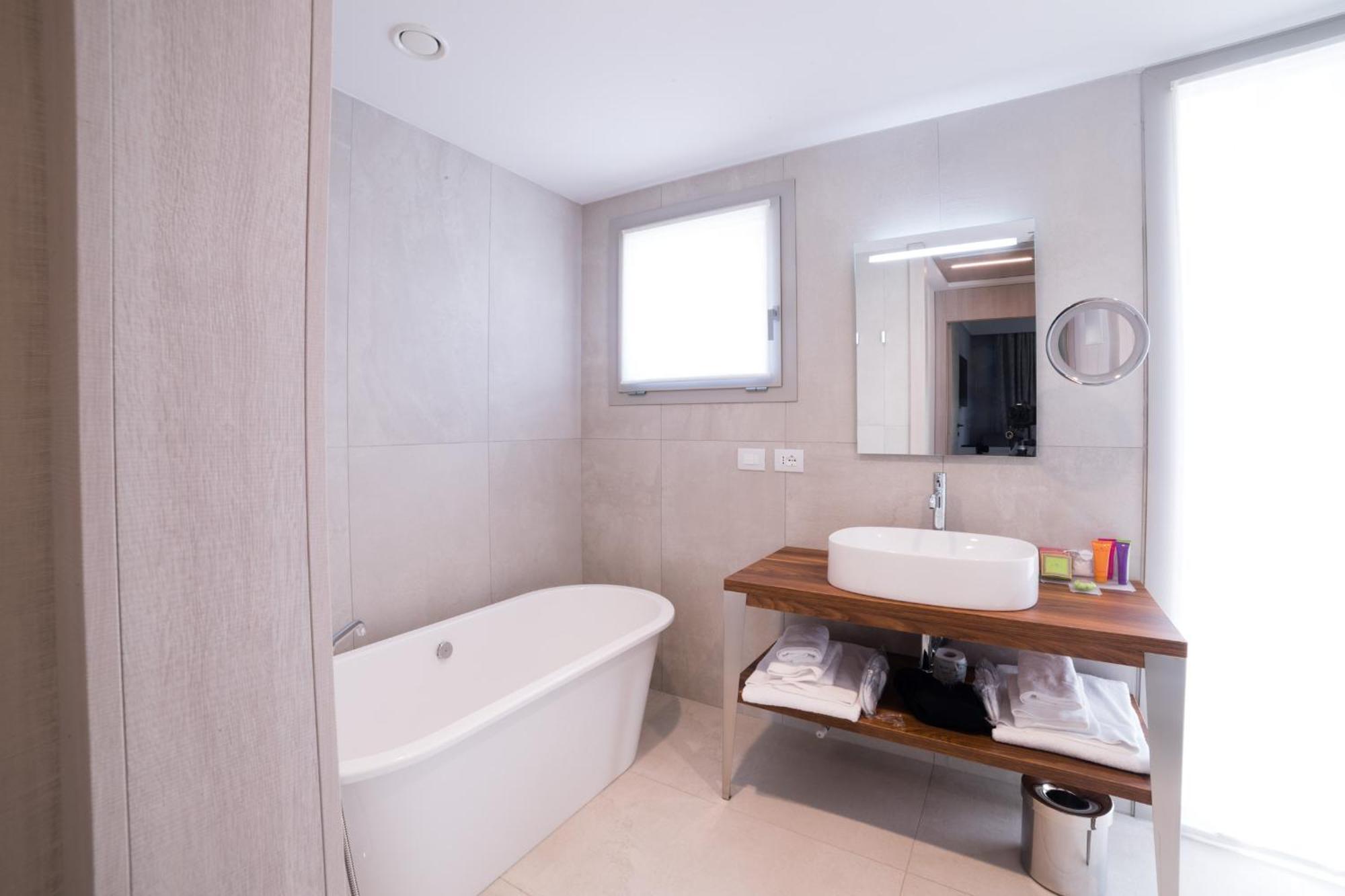 Executive Suite park
