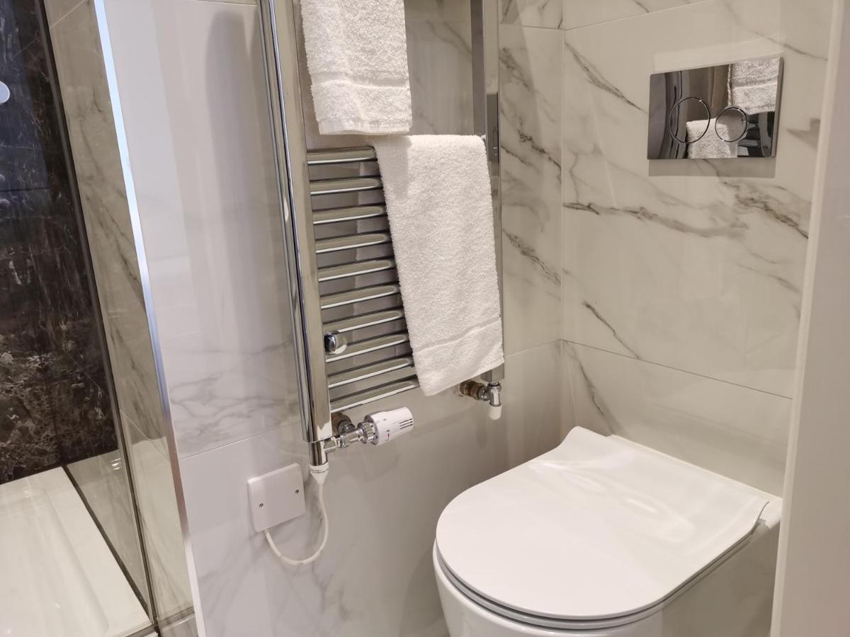 Quarto Individual com Banheiro Privativo