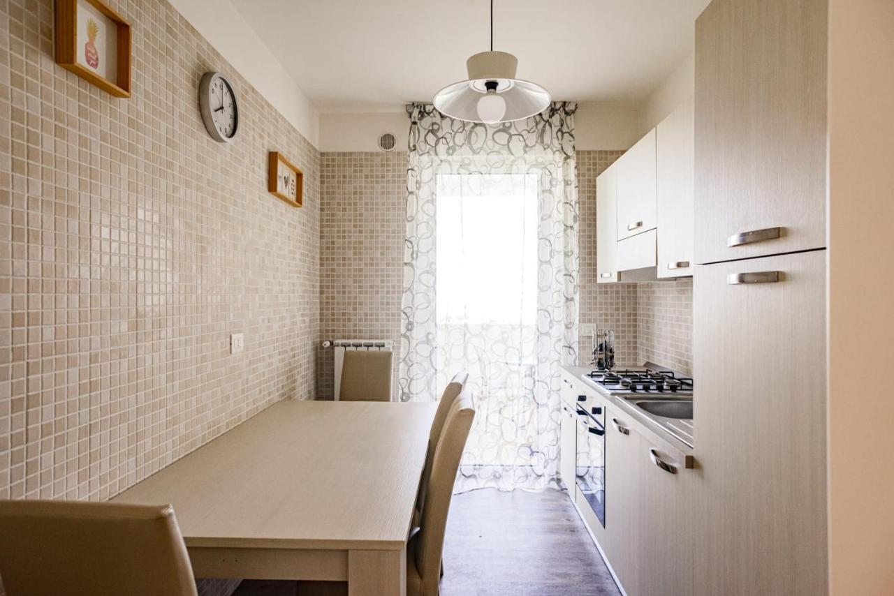 Double Room,1261835086:JPEG