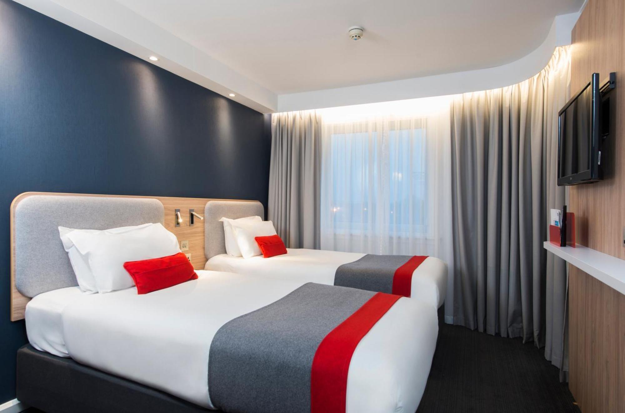 Standard Twin Room with Free Hot Breakfast,1709986028:JPEG