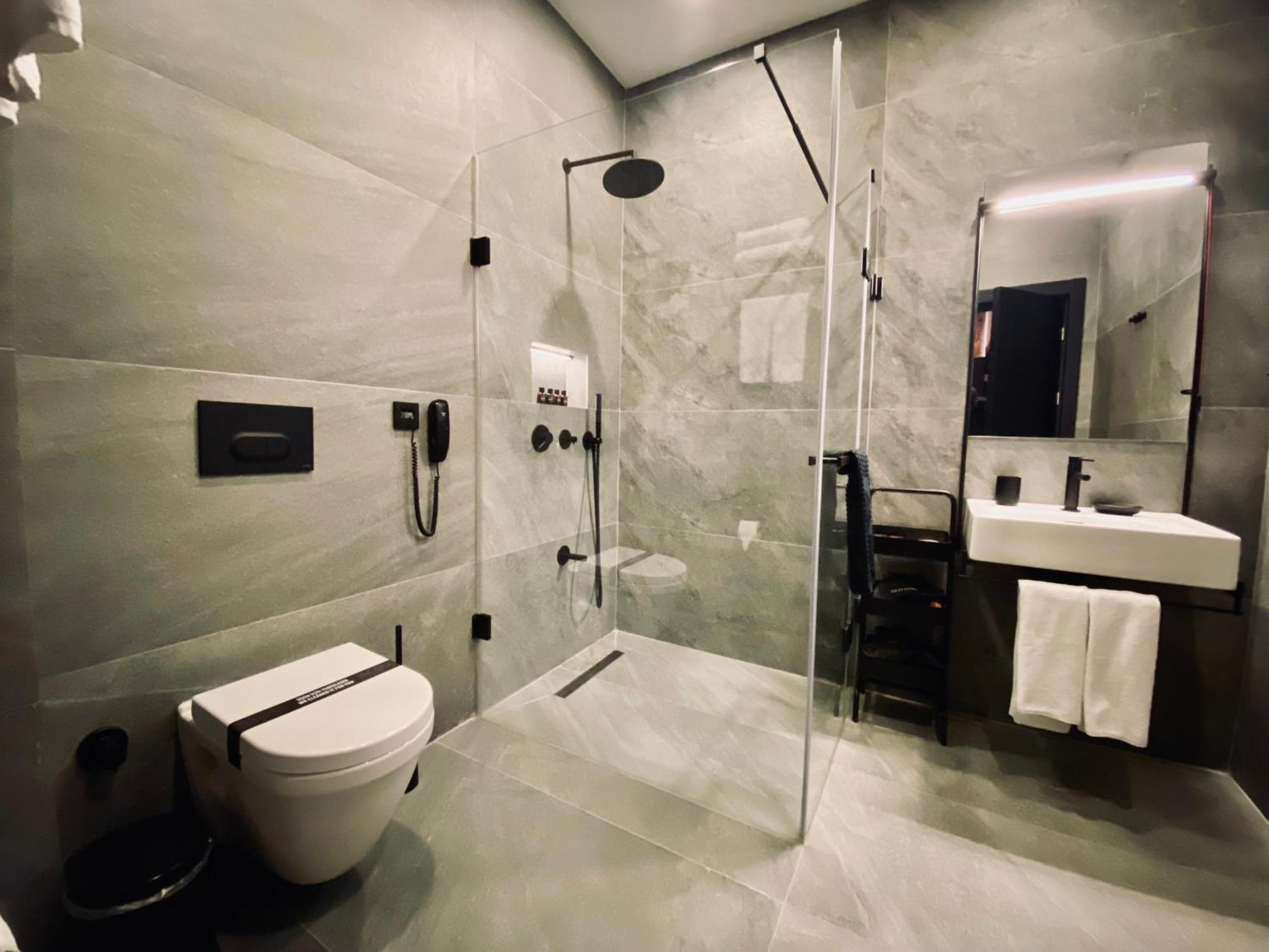 Chambre Suite - Vue sur Cour