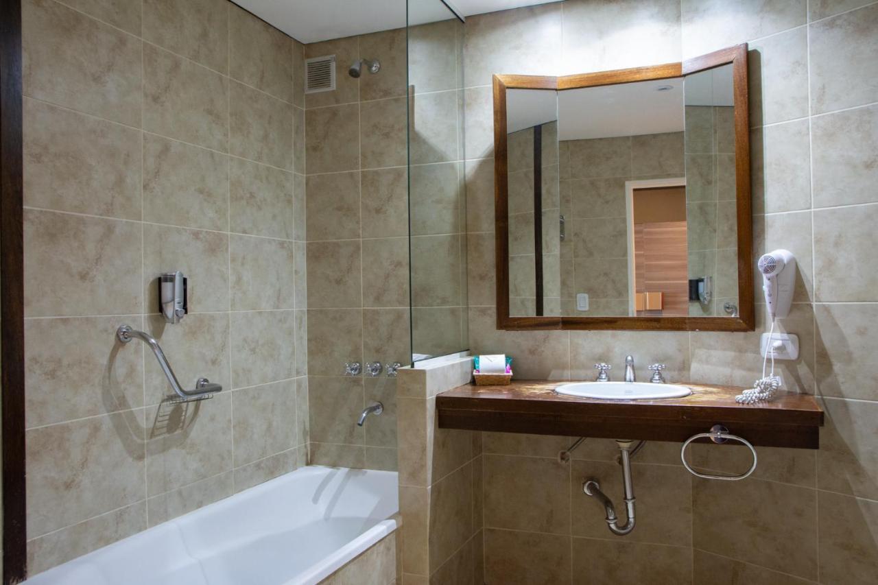 Standard Double or Twin Room,1286834668:JPEG
