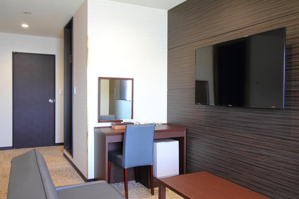 Triple Room with Mt.Fuji and Lake View - Non-Smoking