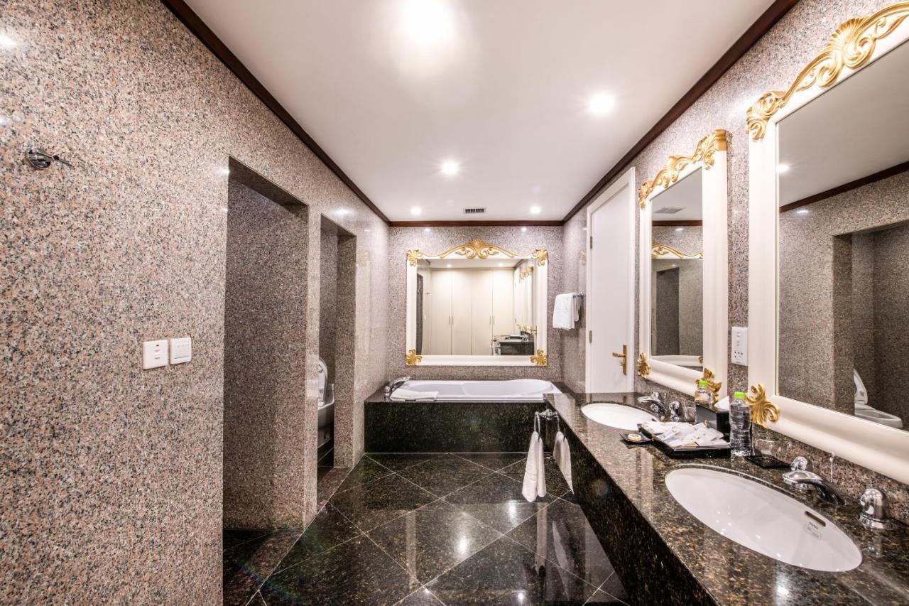 Three Bedroom Villa Ocean View - Private Pool