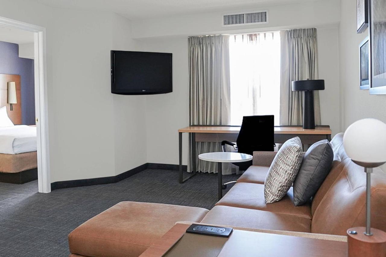 One-Bedroom Suite,1395394274:JPEG