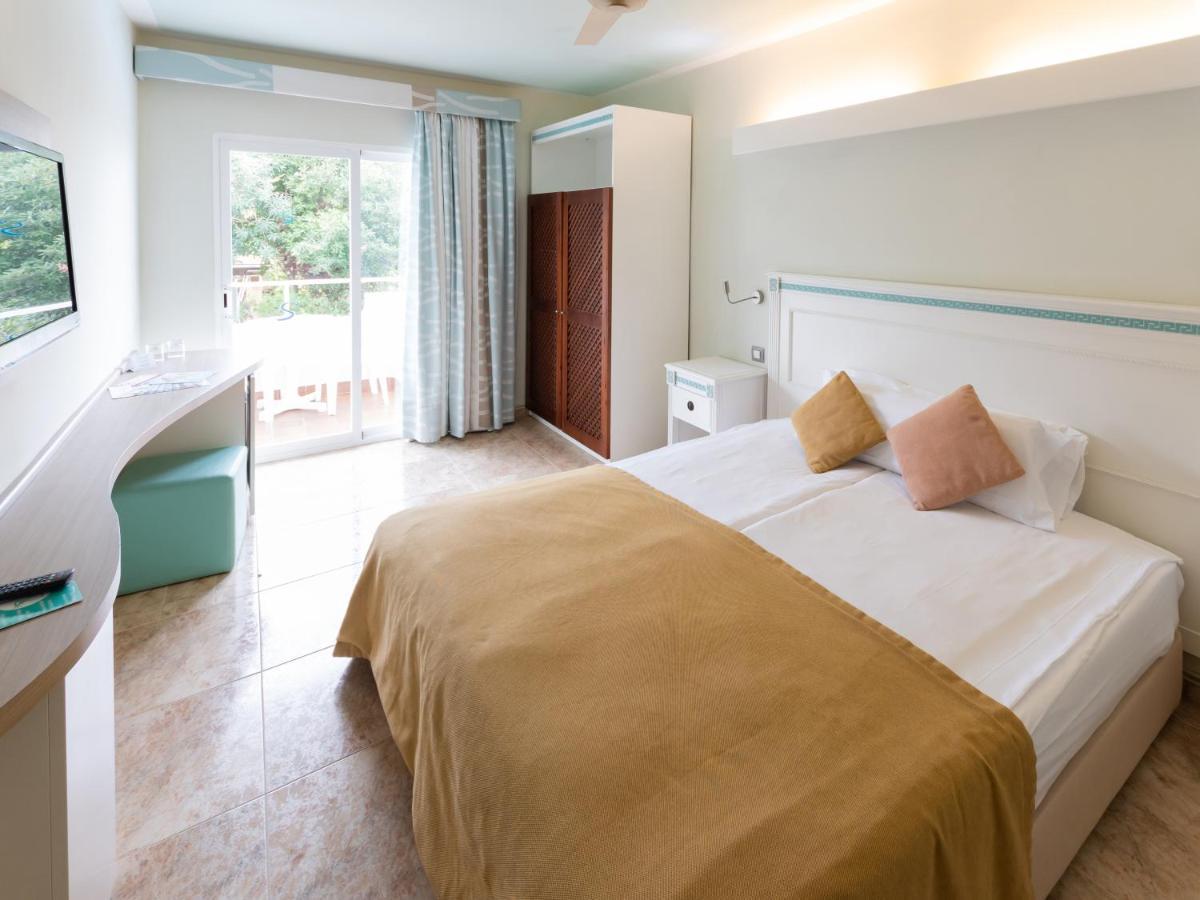 Tweepersoonskamer met 1 of 2 Bedden en Balkon