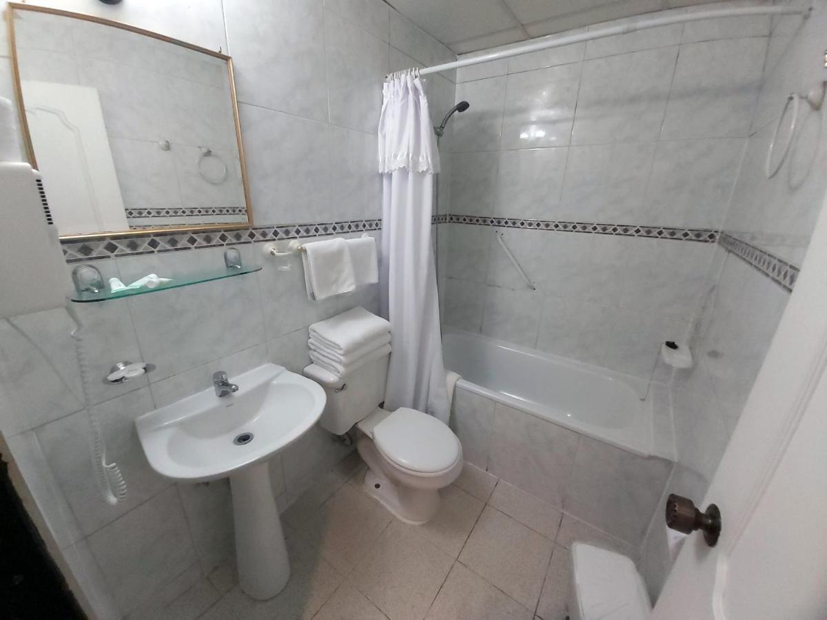 Standard Single Room,1403905691:JPEG
