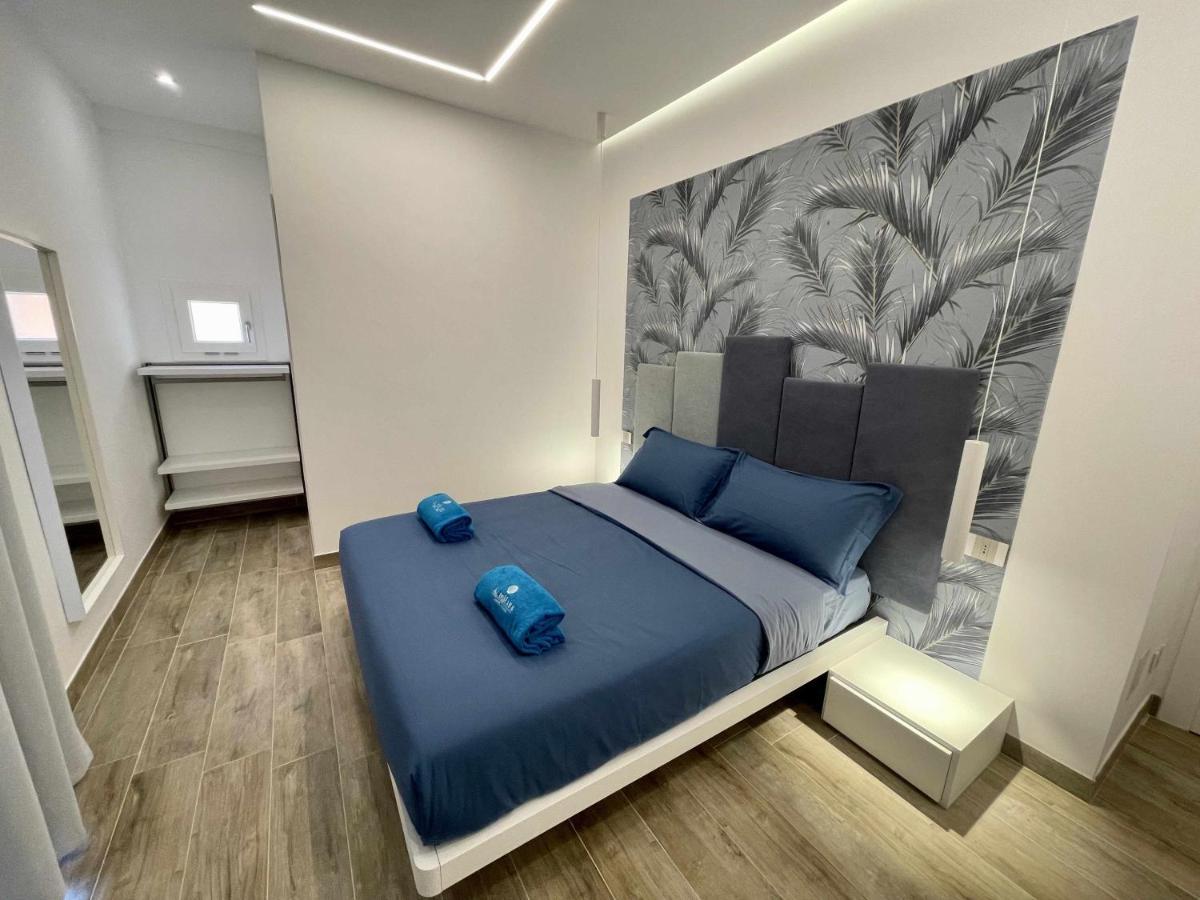 Deluxe Room,1405616603:JPEG