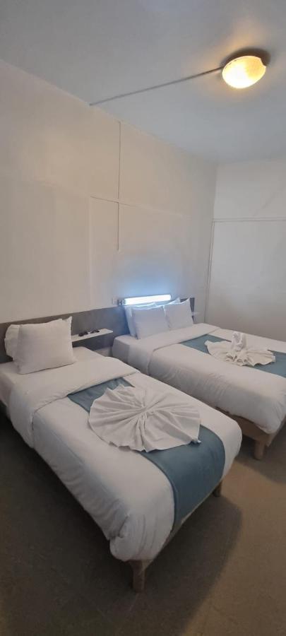 Driepersoonskamer met Gedeeld Toilet