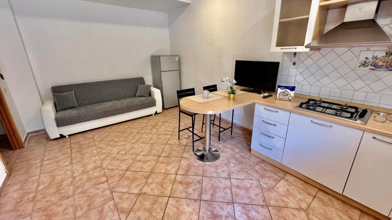 Apartment,1415711823:JPEG