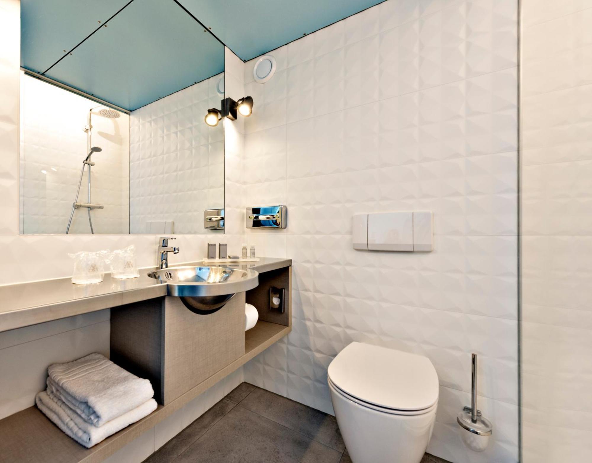 Quarto Superior com Cama de Casal ou 2 de Solteiro