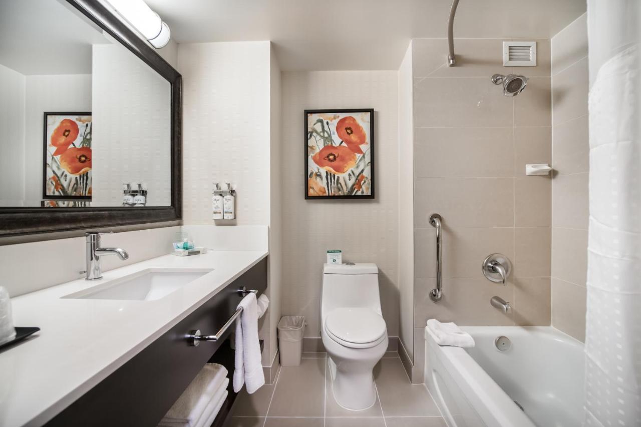 Standard Room,1498896922:JPEG
