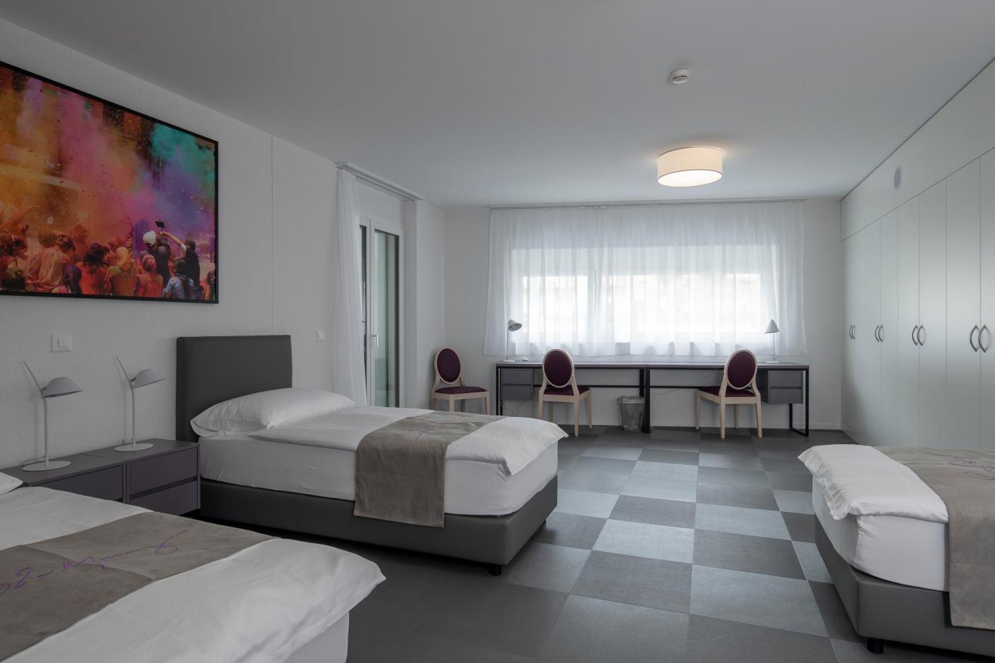 Quadruple Room,1759217054:JPEG