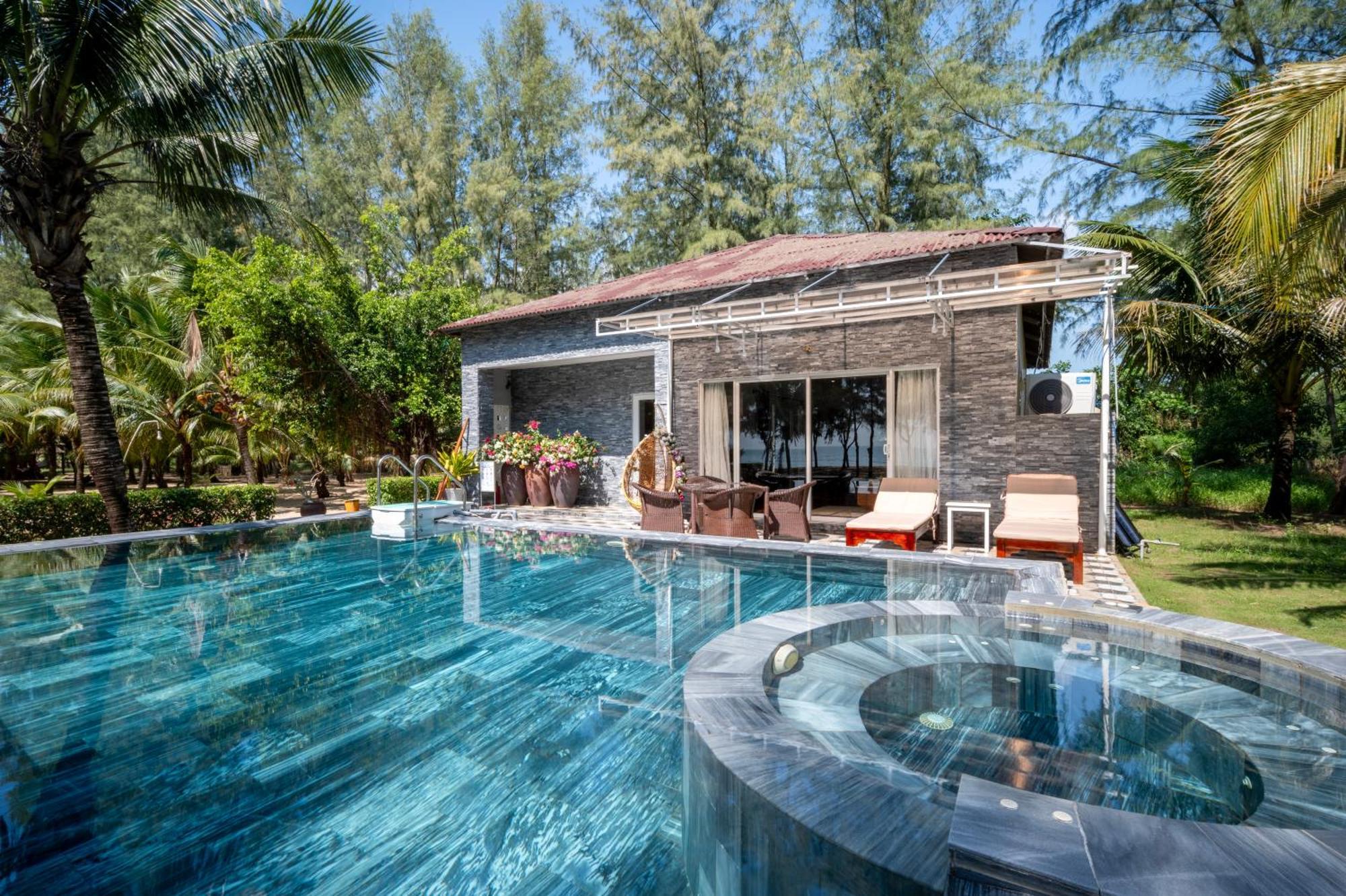 Villa with Private Pool
