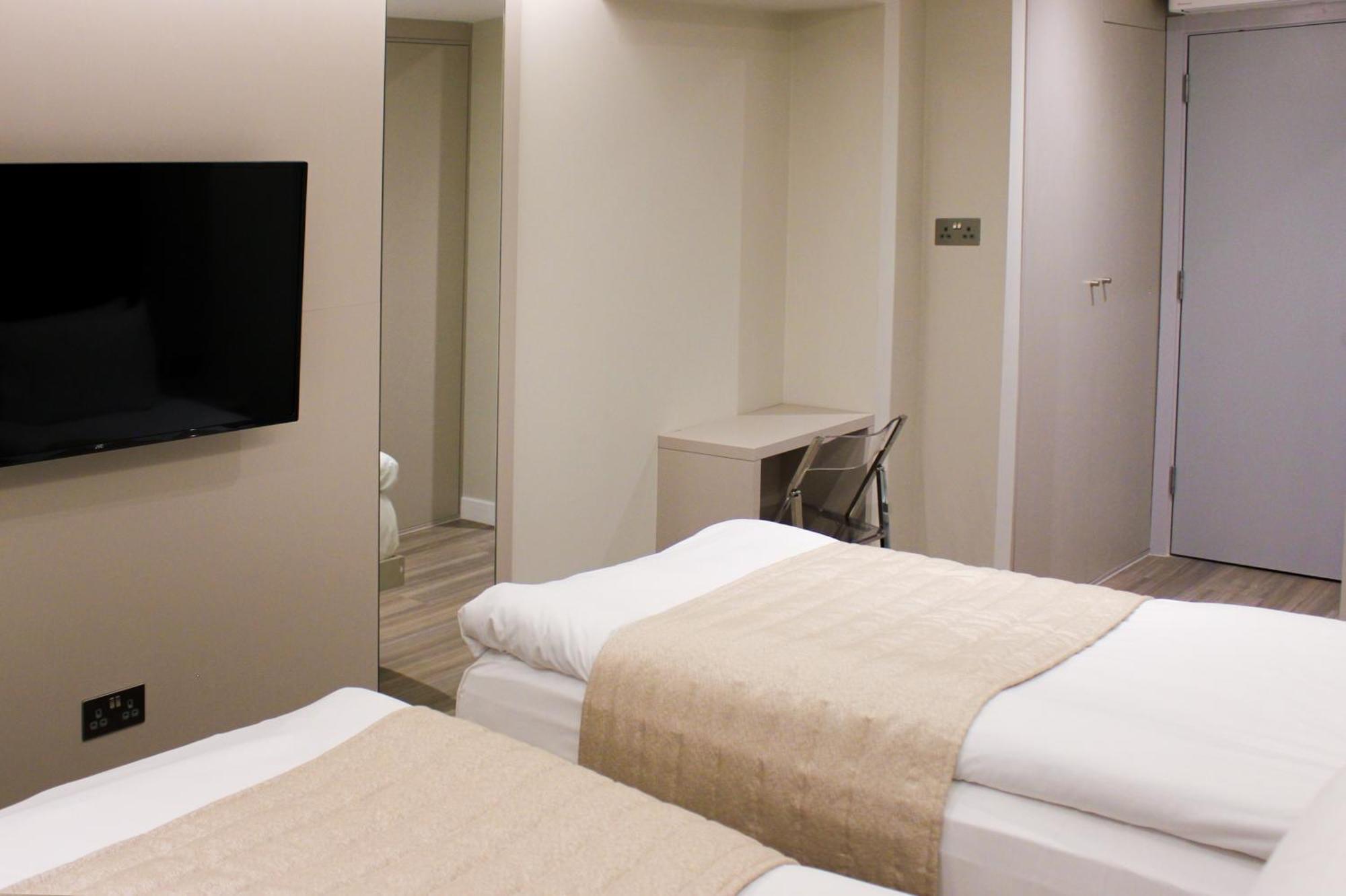 Dreibettzimmer