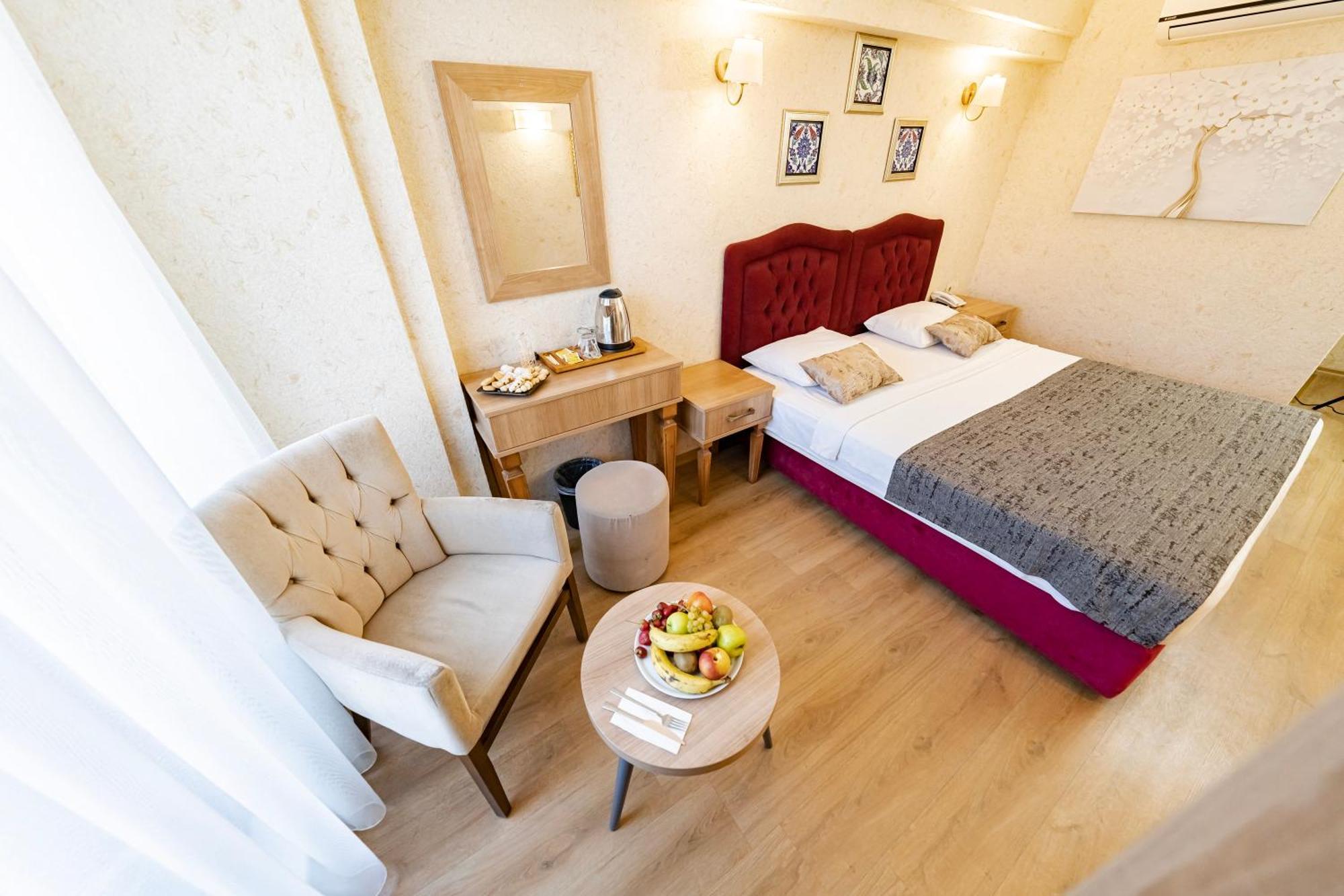 Single Room with Bathroom,1545220237:JPEG