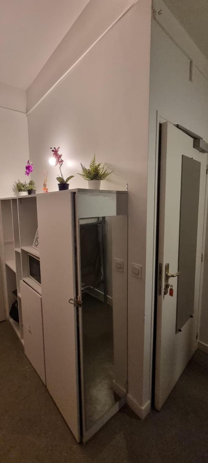 Eenpersoonsbed in Vrouwenslaapzaal