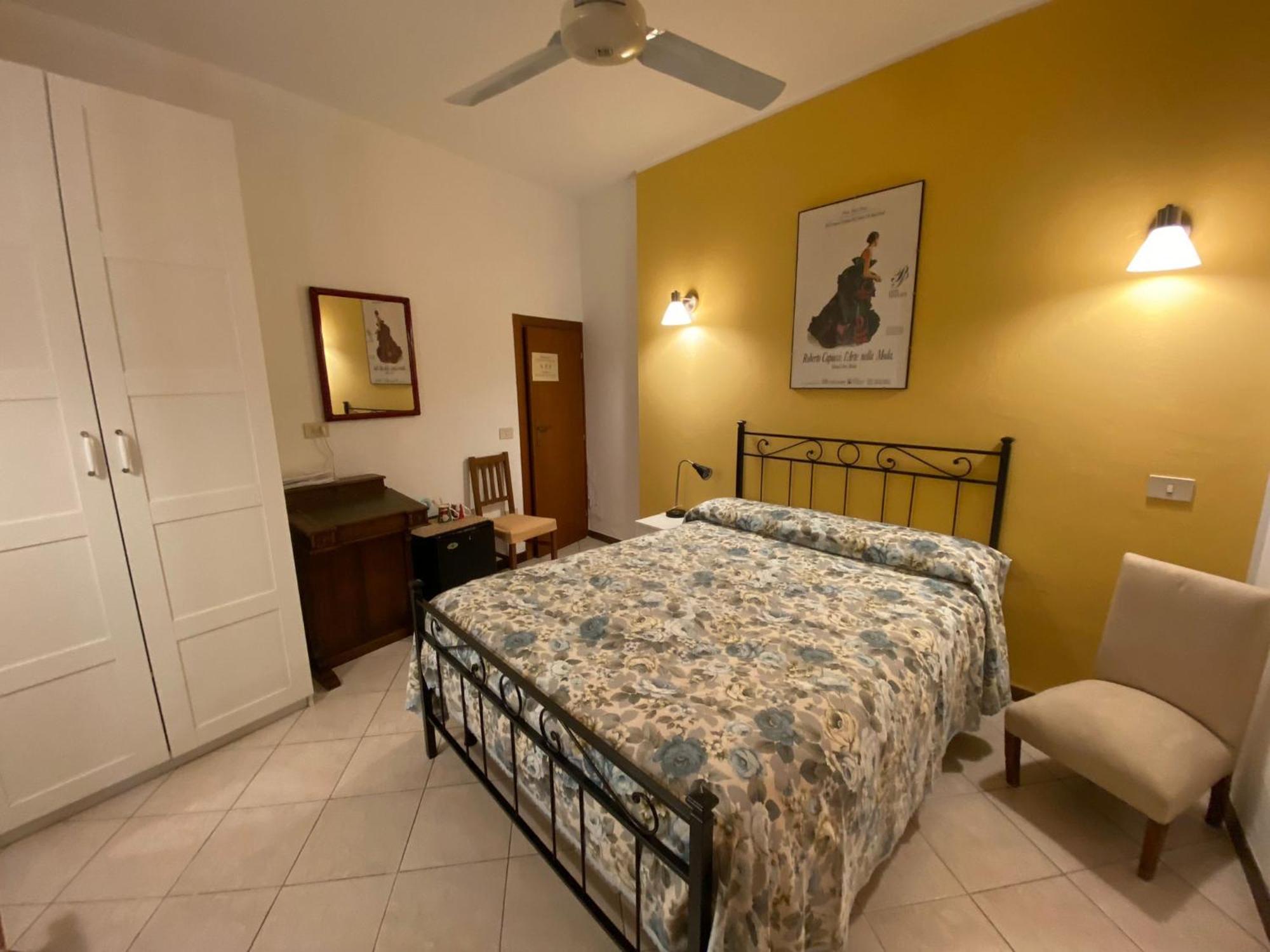 Small Double Room,1583139700:JPEG