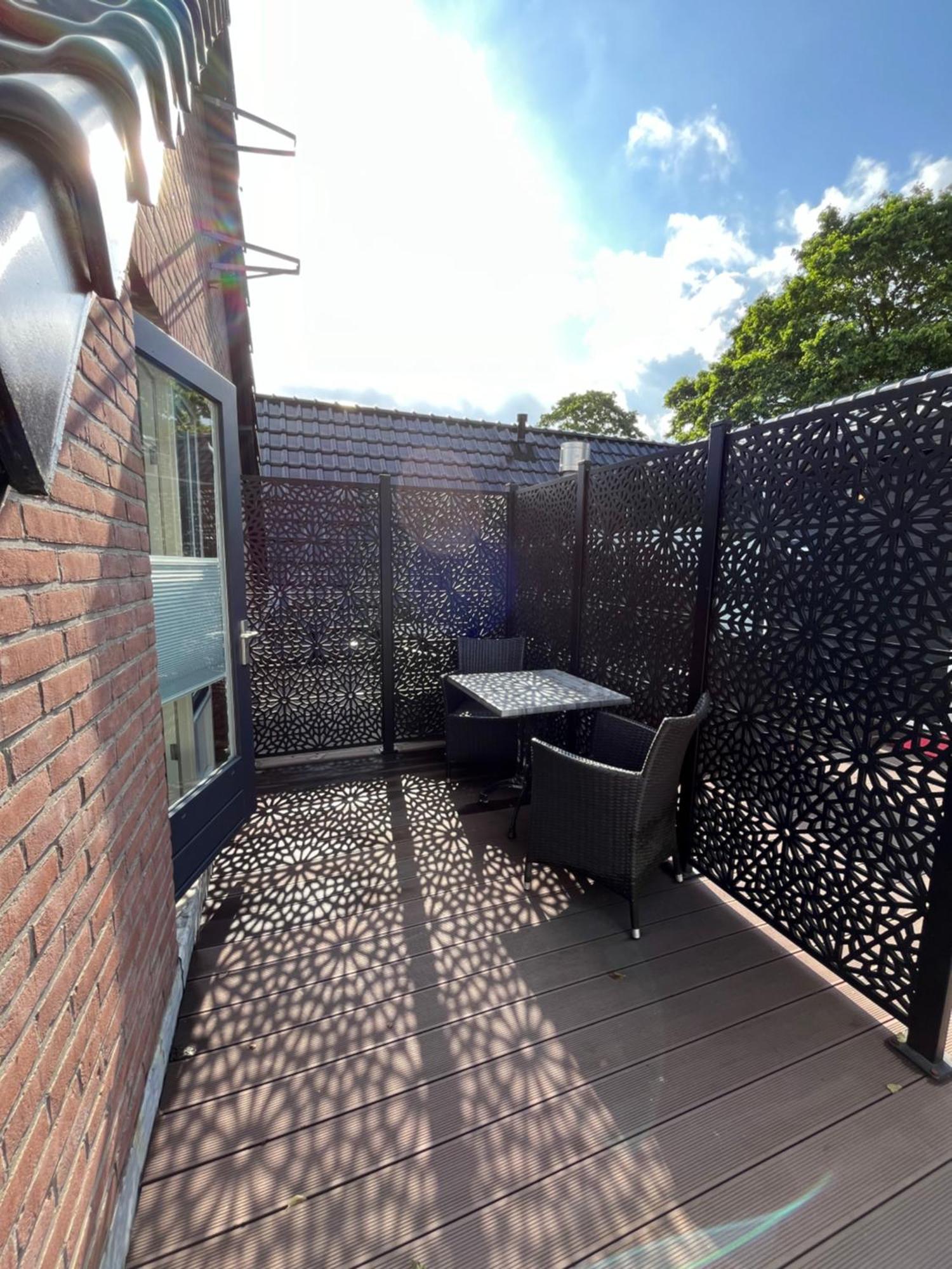 Zweibettzimmer mit Terrasse