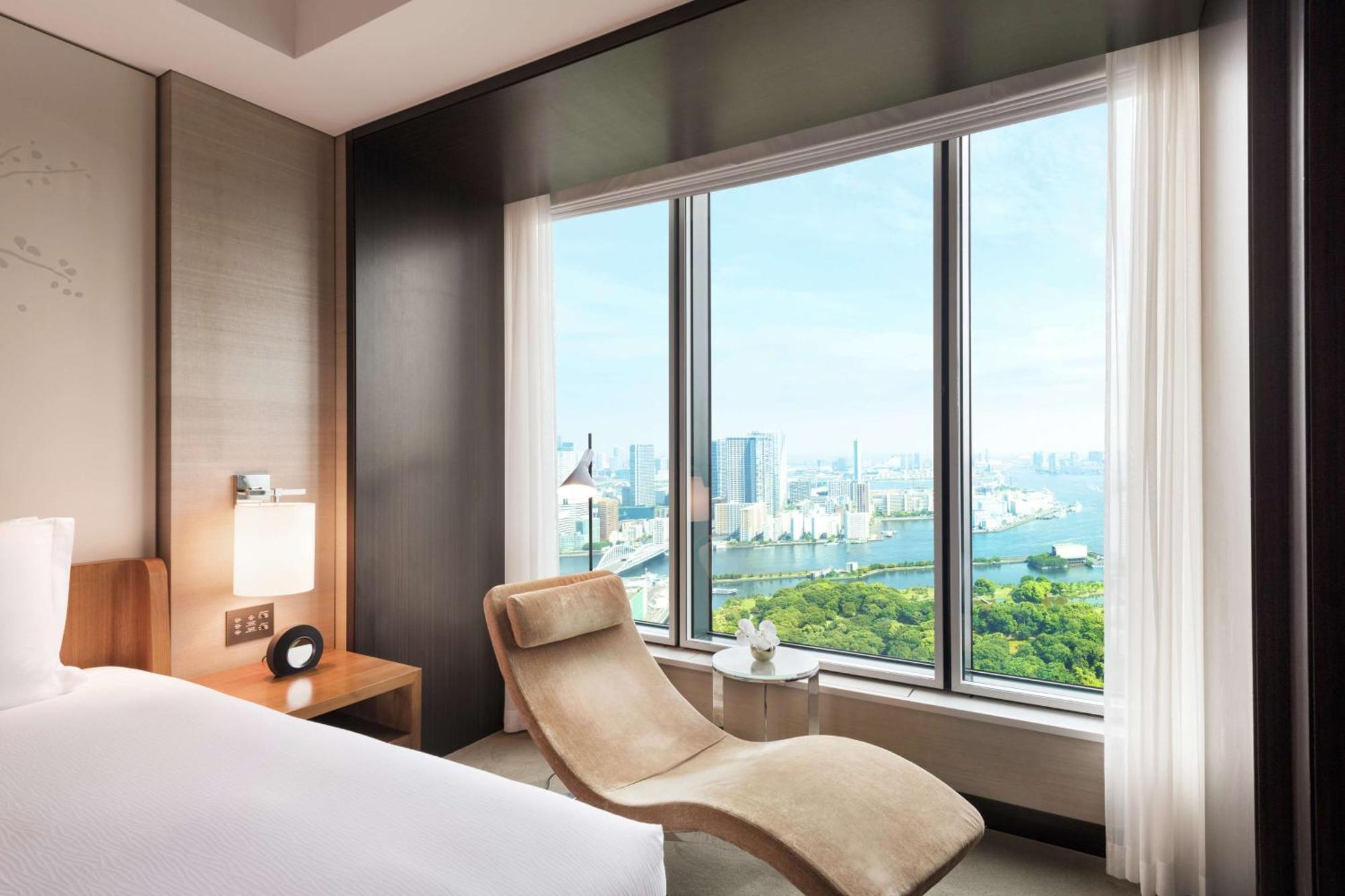 Suíte King com Vista para a Baía