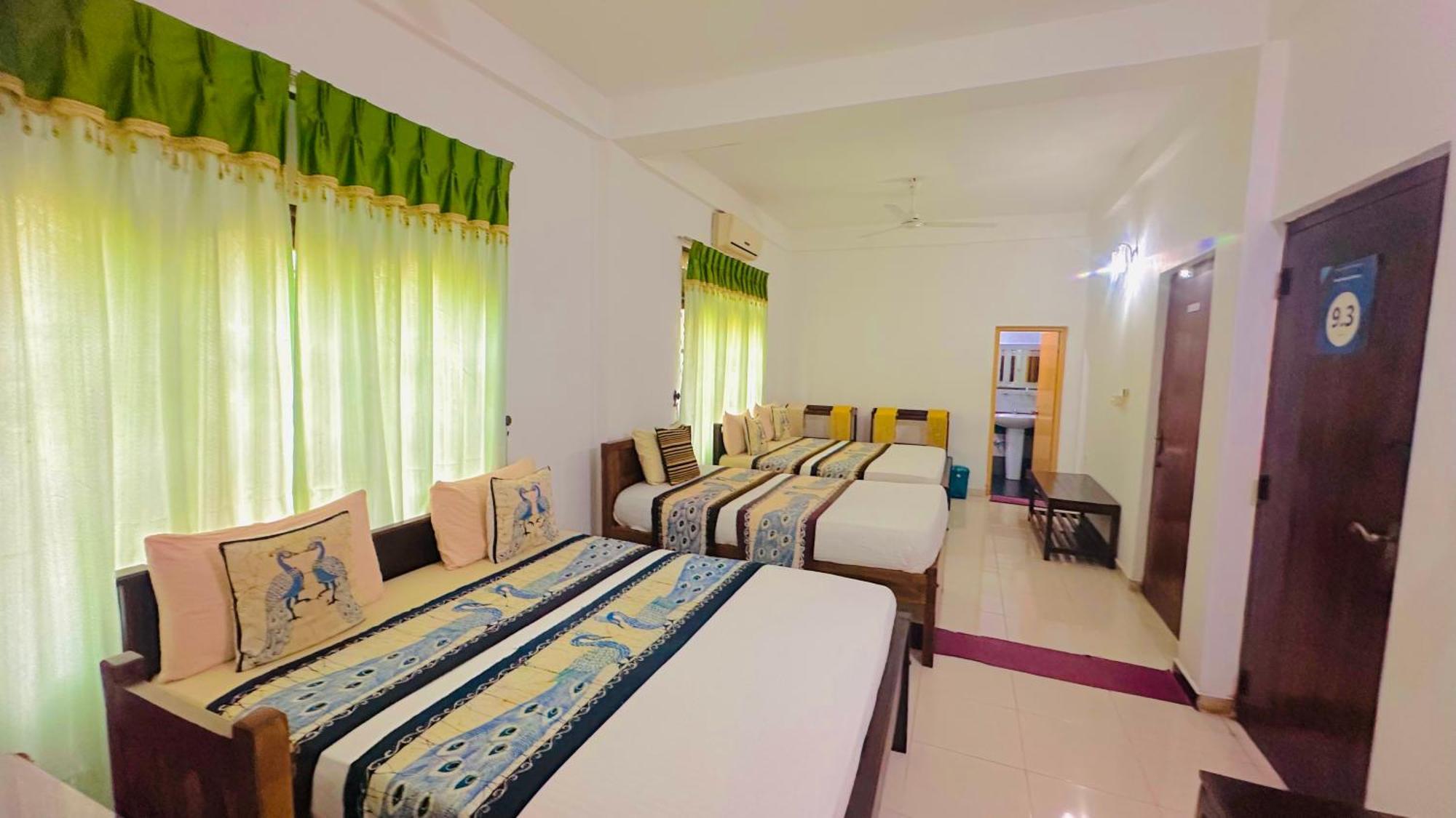 Economy Quadruple Room