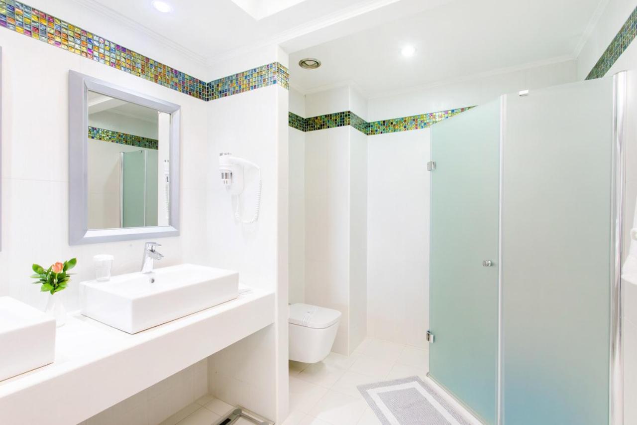 Deluxe Junior Suite with Personal Pool (2-4 Persons),1742692116:JPEG