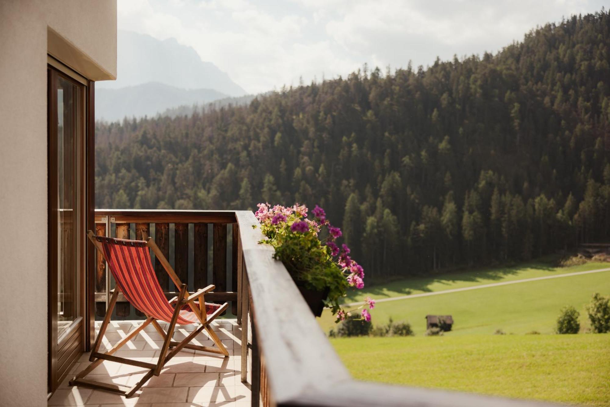 Double Room with Mountain View,1623625714:JPEG