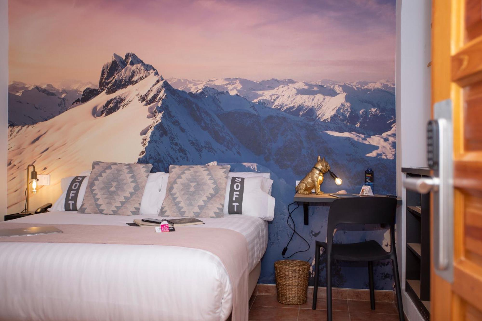 Triple Room,1627430560:JPEG