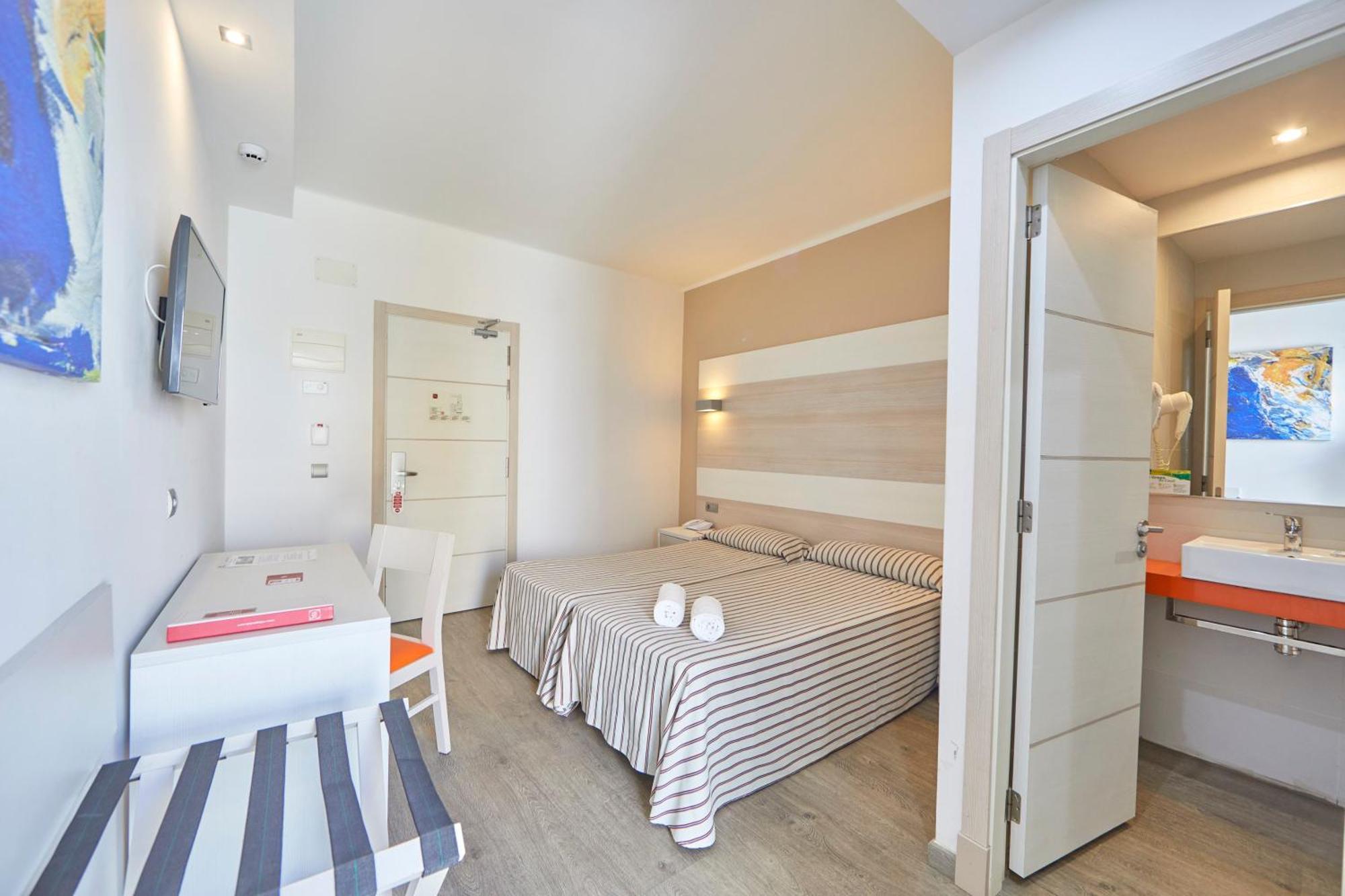 Double Room,1637588124:JPEG