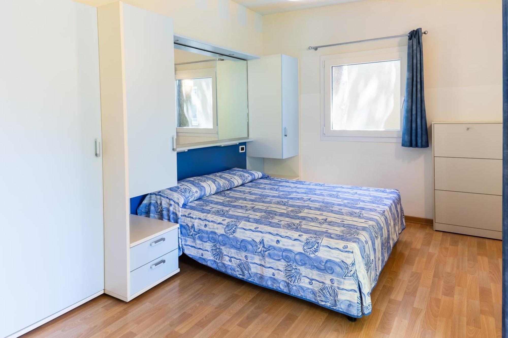 One-Bedroom Mobile Home