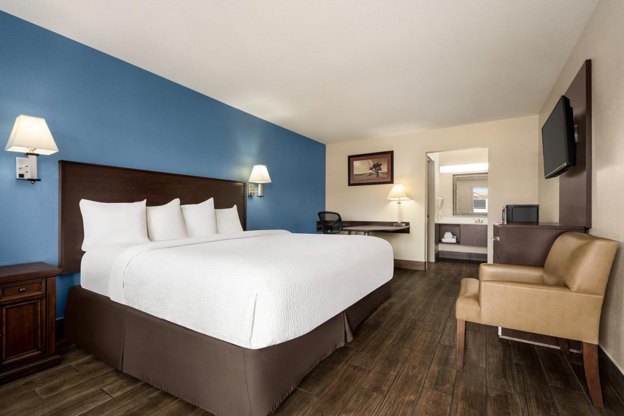 Superior King Room Smoke-Free