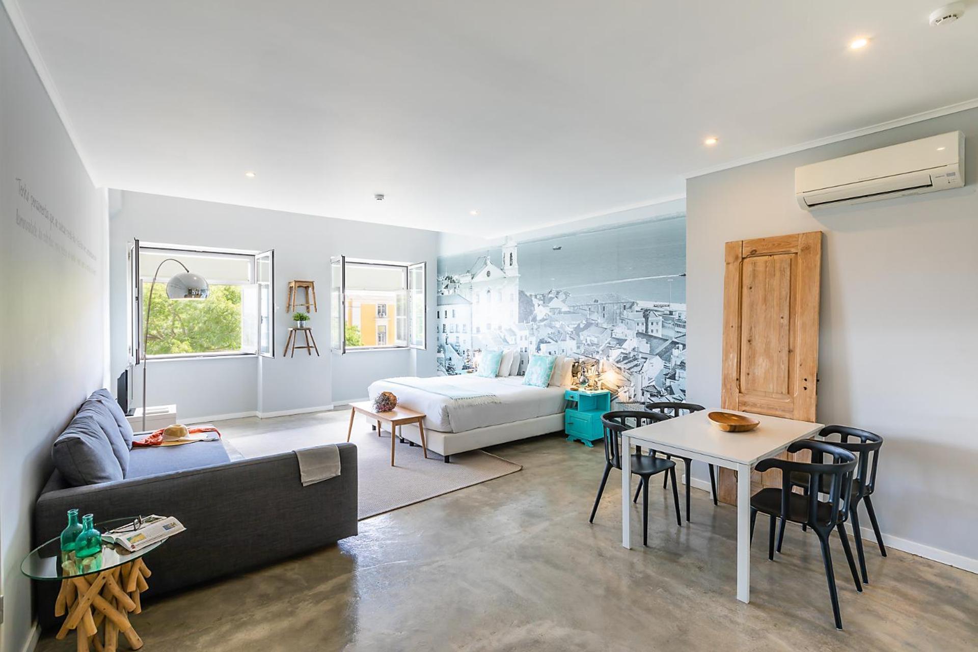 Family Suite with Kitchenette and River View