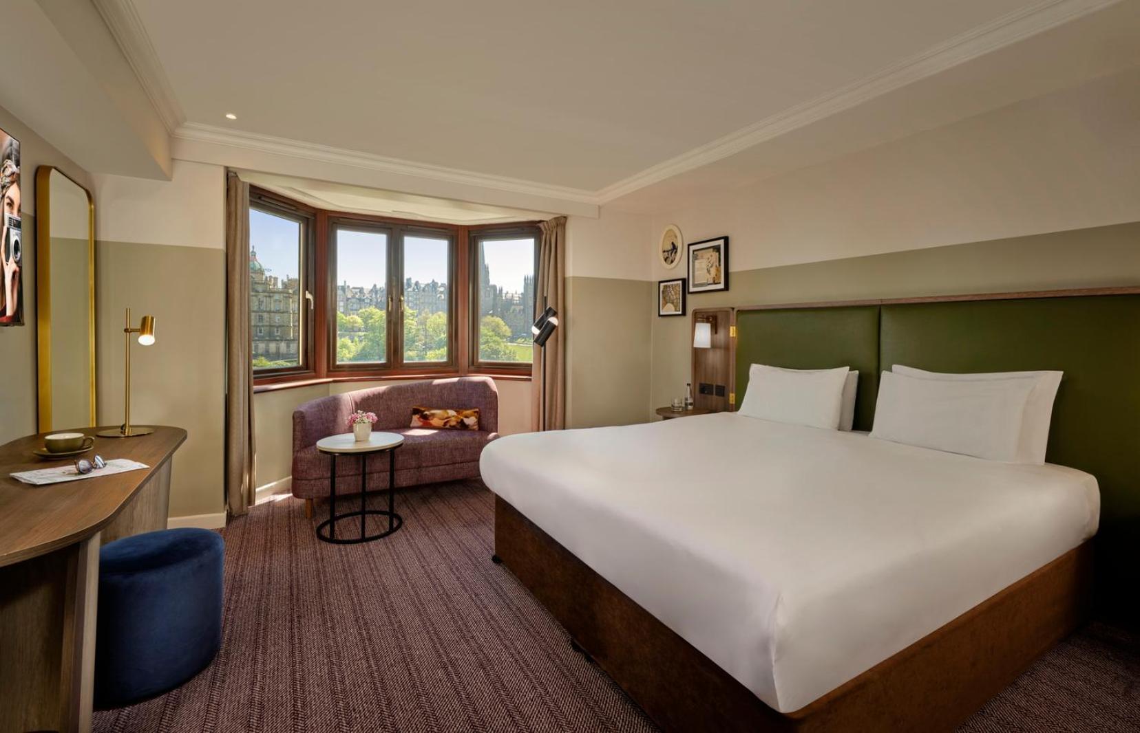 Superior Kamer met 1 Kingsize Bed en Uitzicht op het Kasteel