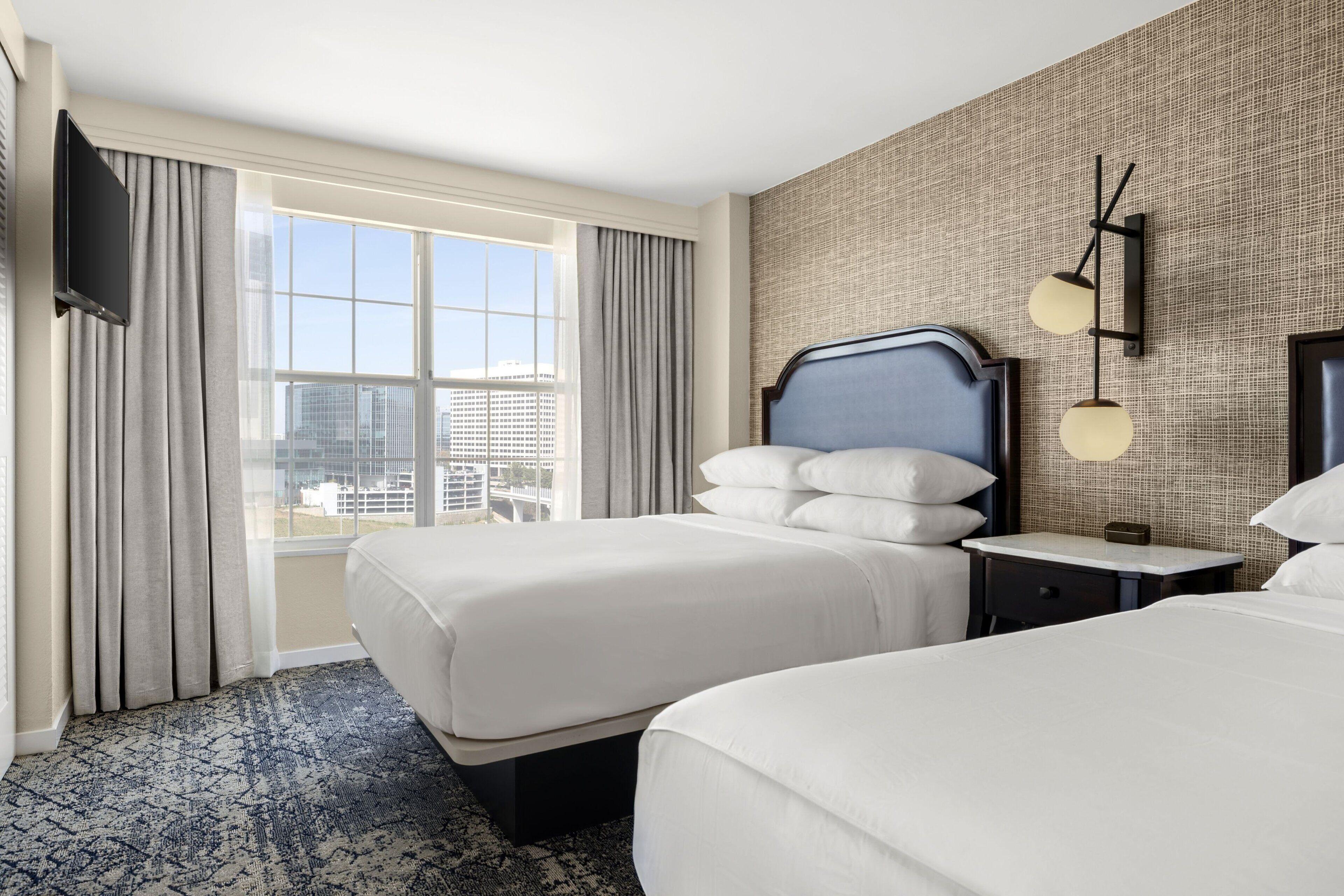 1 Bedroom 2 Room Suite 2 Queen, Sofa Bed