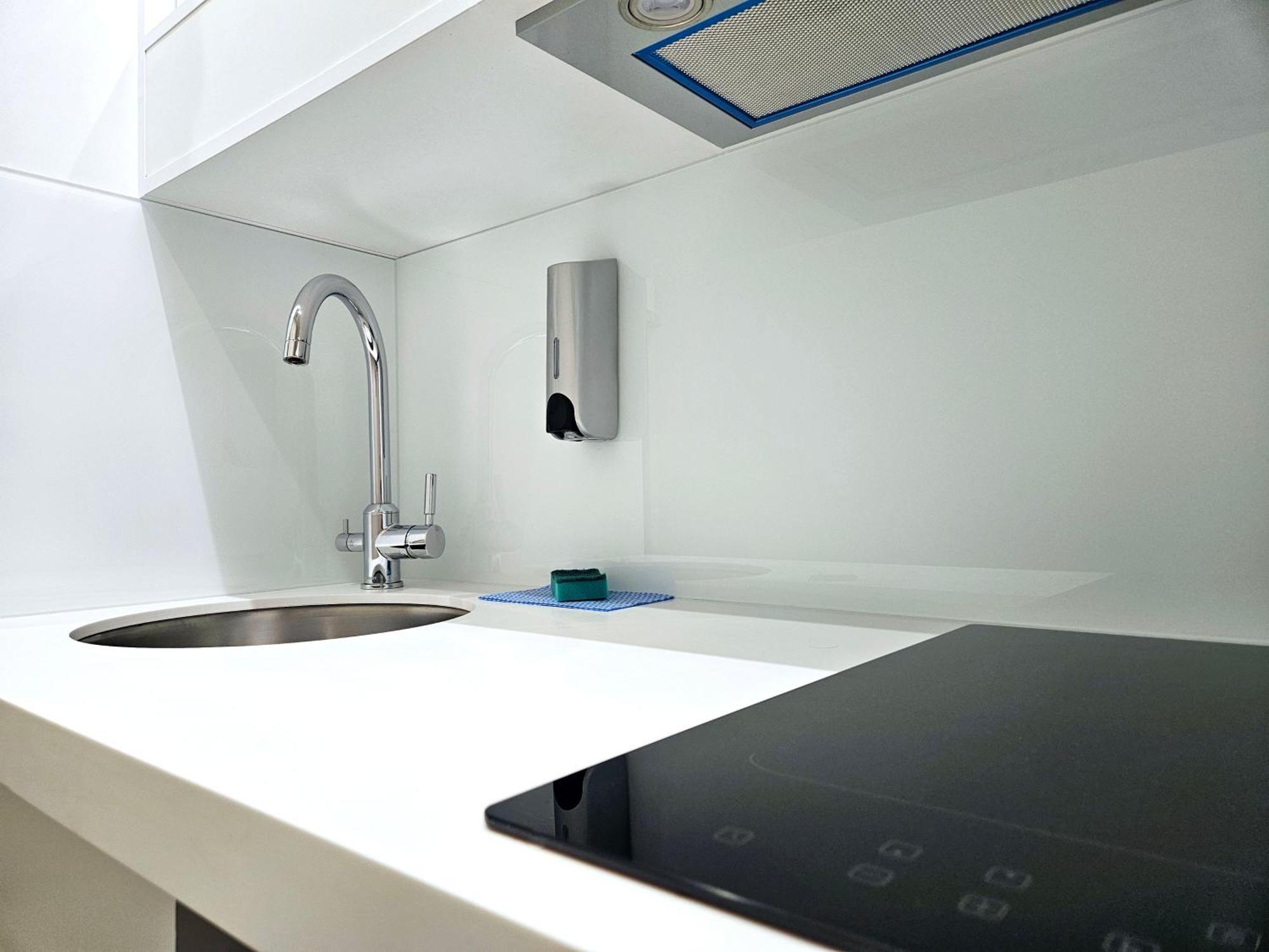 Triple Studio,1739409744:JPEG