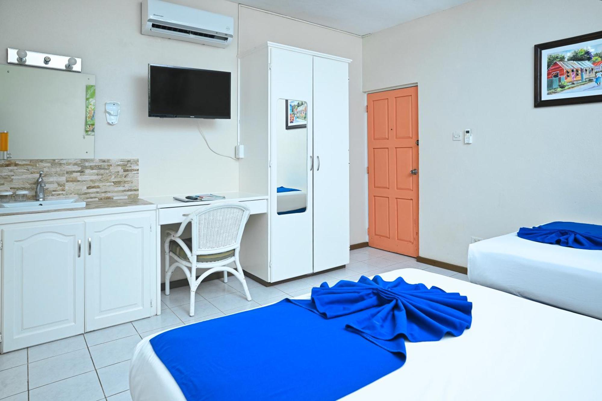 Studio met Queensize Bed