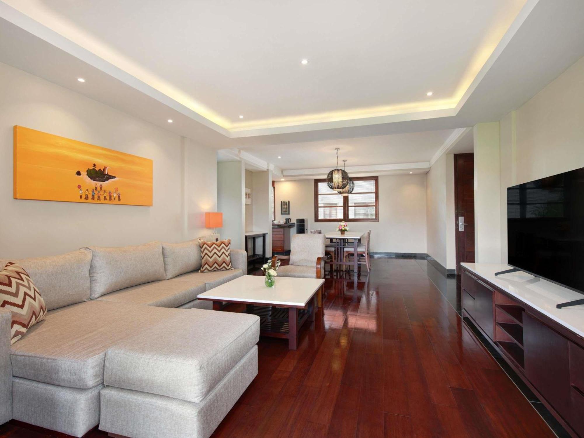 Suite con 1 Camera da Letto e Balcone