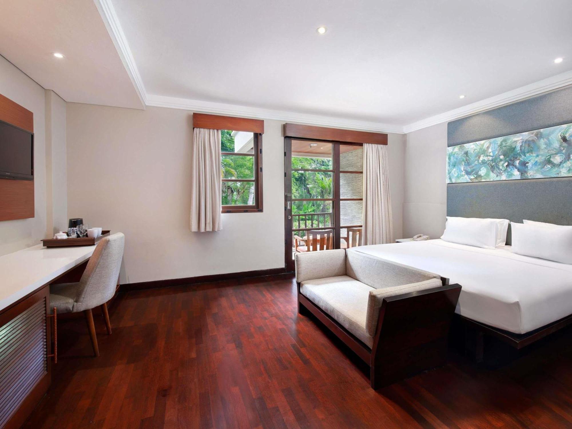 Camera King Deluxe con Vista e Balcone