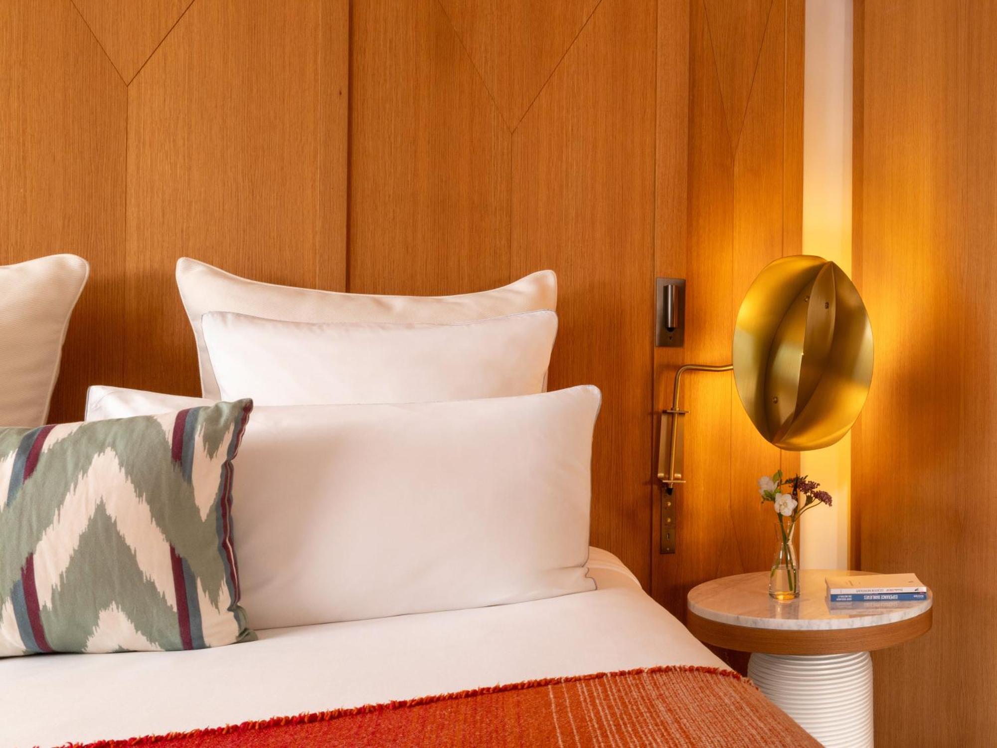 Prestige Room,1742624640:JPEG