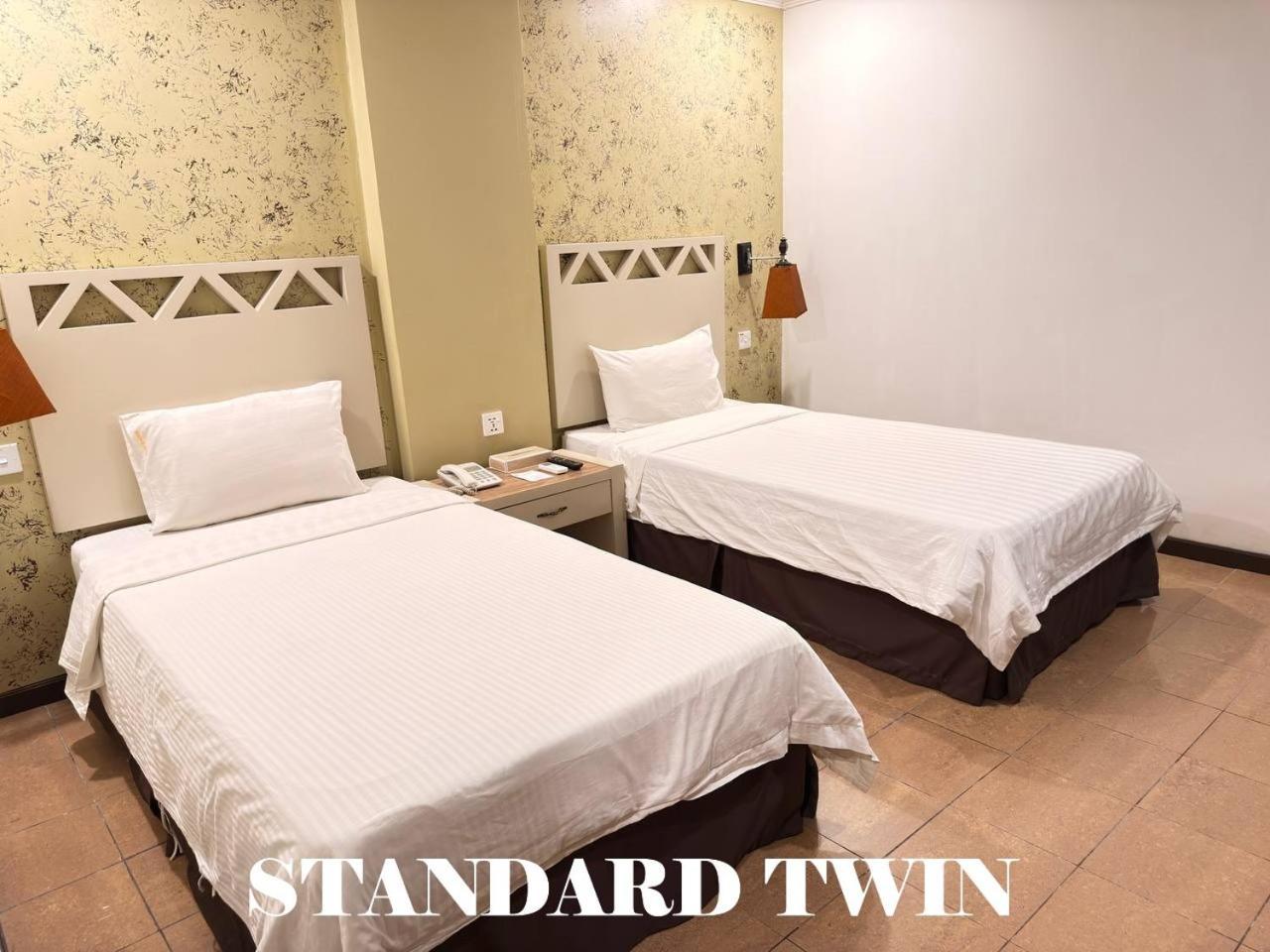 Standard Twin Room without Window